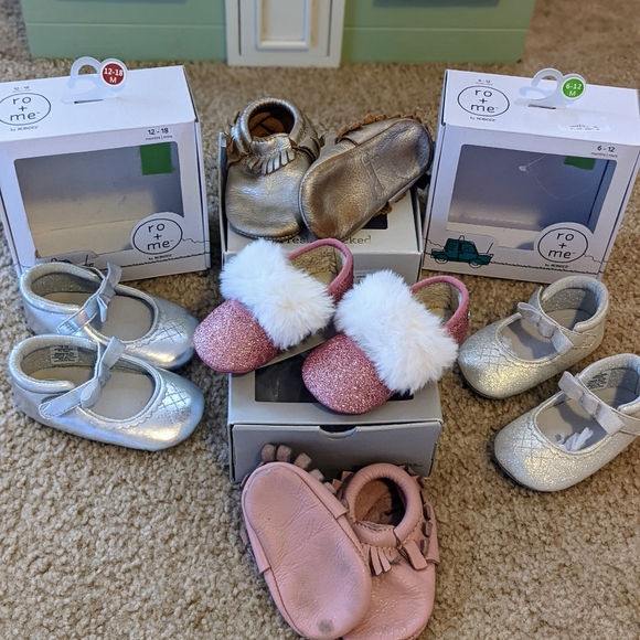 Mini melissa's, jacadi, Janie and Jack, Ugg, Freshly Picked, Zara's, panache kid - Picture 3 of 13